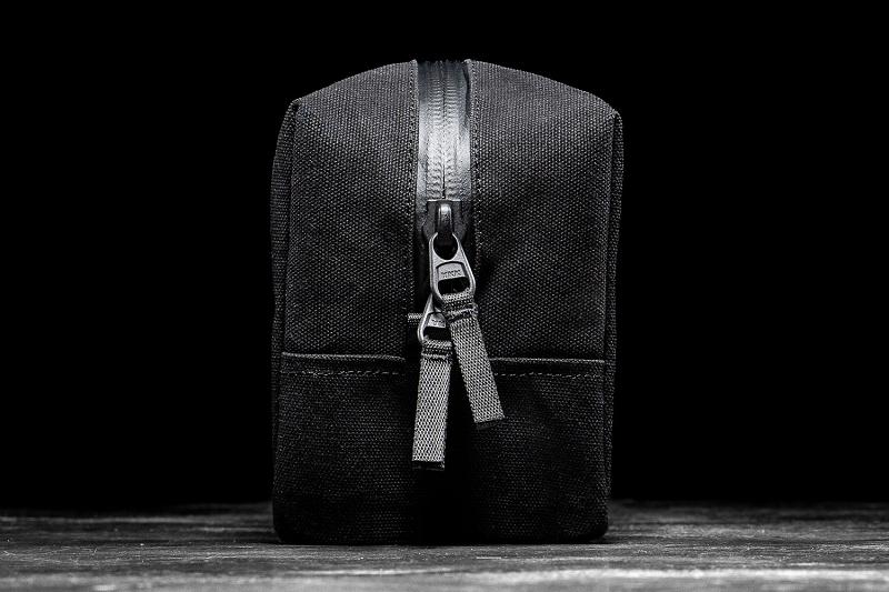 Men's Nobull Waxed Canvas Kit Bags Black | SG Y2565X